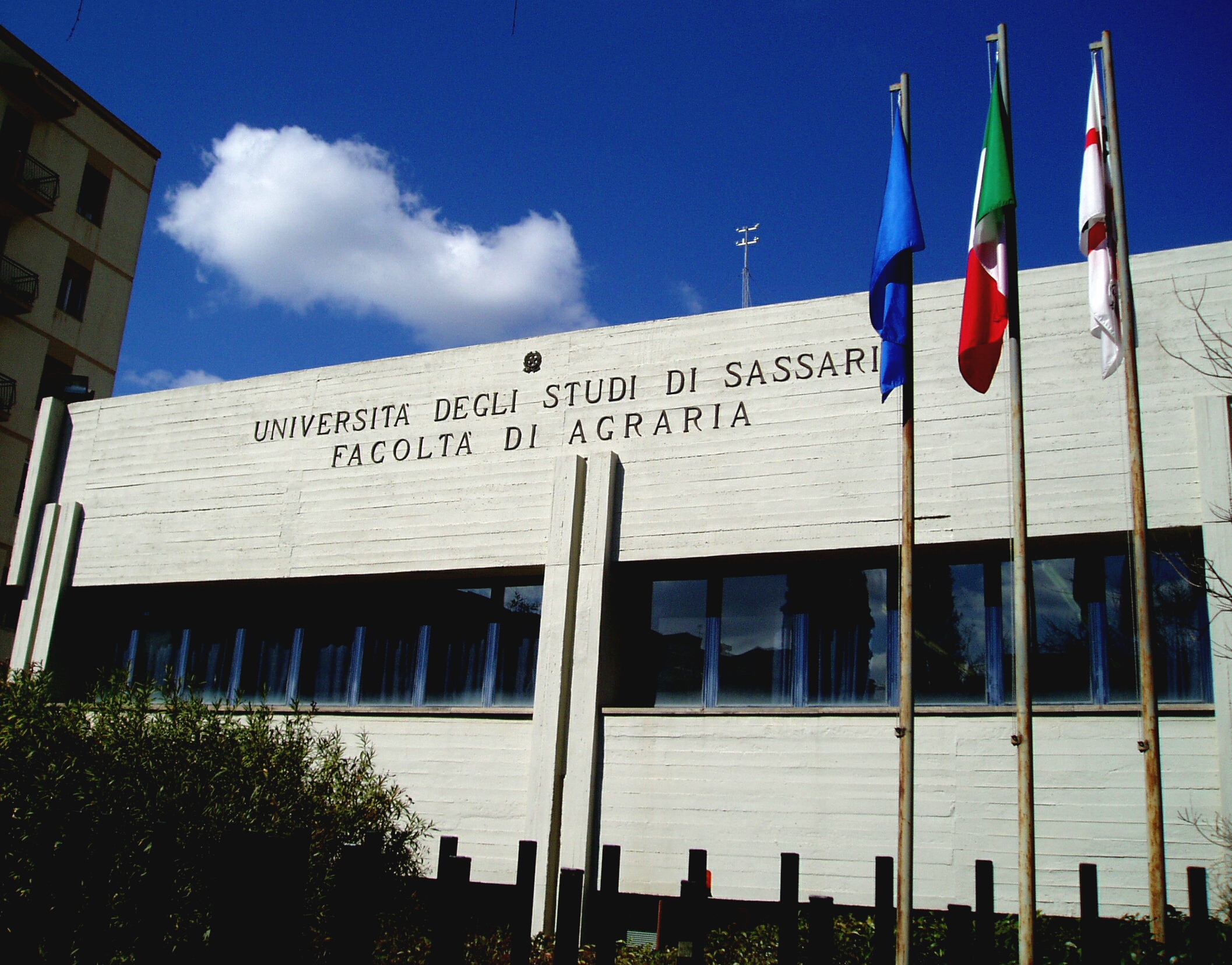 Facciata ingresso Dipartimento di Agraria